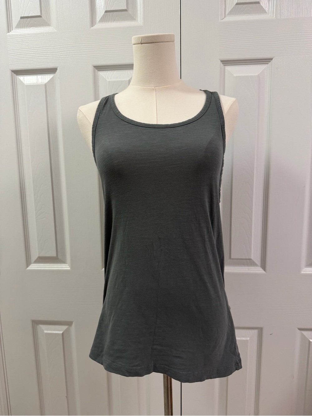 H&M Charcoal Gray Cotton Stretch Tank Top Women’s XS